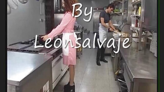 دوستان نمی تواند مقاومت در برابر لعنتی در ویدیو سکس کردی تمام طول روز