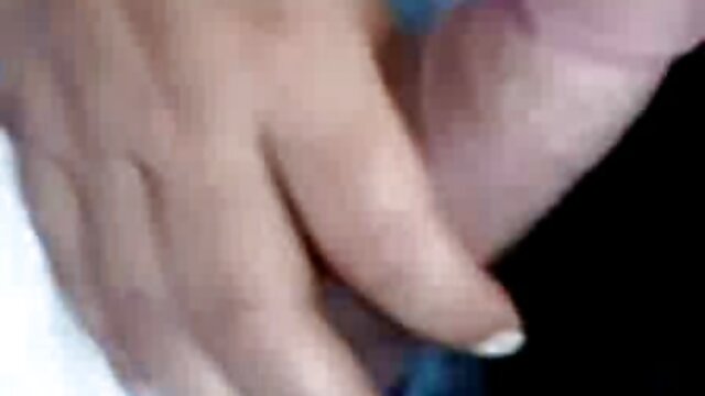 زیبا, شاگرد, ویدیو سکس انلاین Cleo انگشتان دست او تنگ